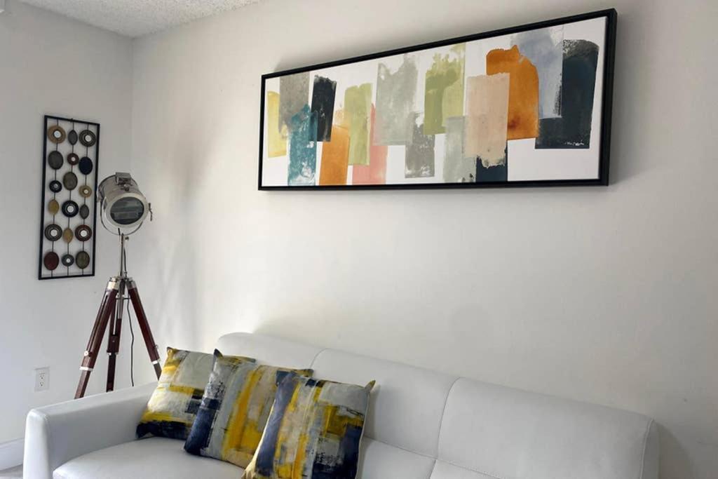 Yacht Club At Aventura 2 Bed 2 Bath Luxurius Cozy Brand New 2020 Apartment ภายนอก รูปภาพ