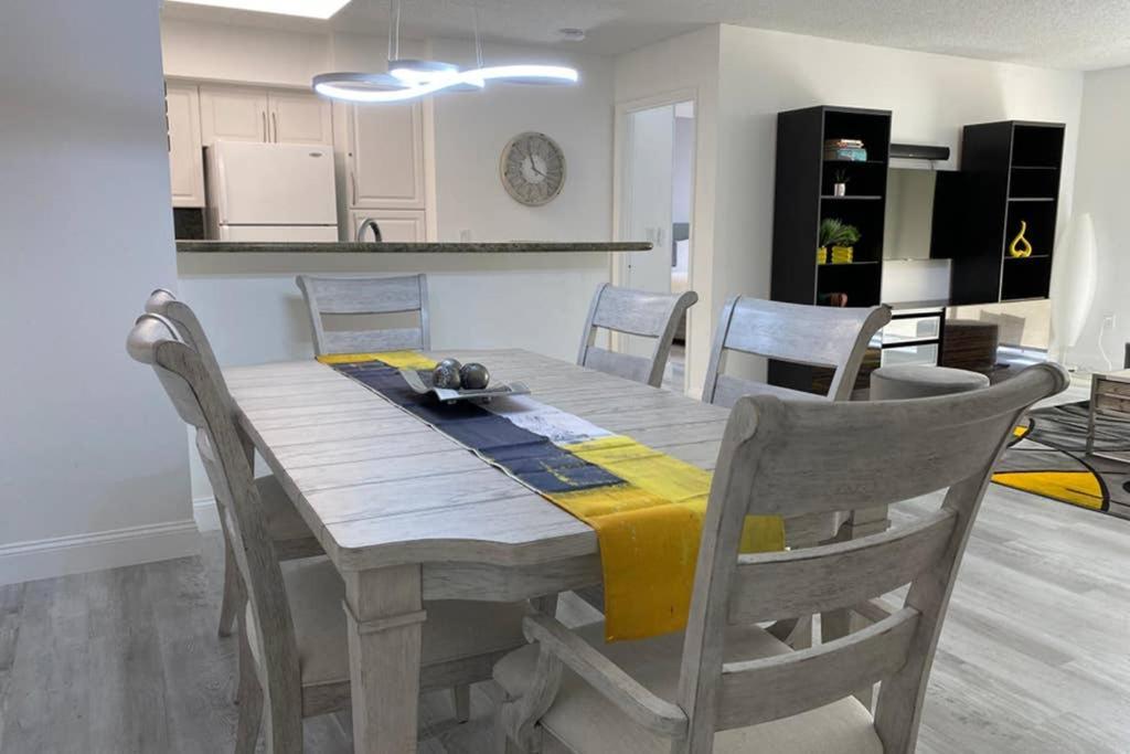 Yacht Club At Aventura 2 Bed 2 Bath Luxurius Cozy Brand New 2020 Apartment ภายนอก รูปภาพ