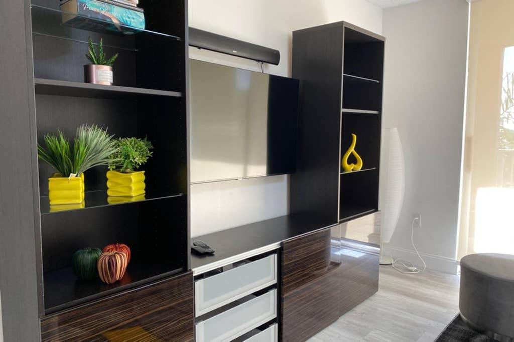 Yacht Club At Aventura 2 Bed 2 Bath Luxurius Cozy Brand New 2020 Apartment ภายนอก รูปภาพ