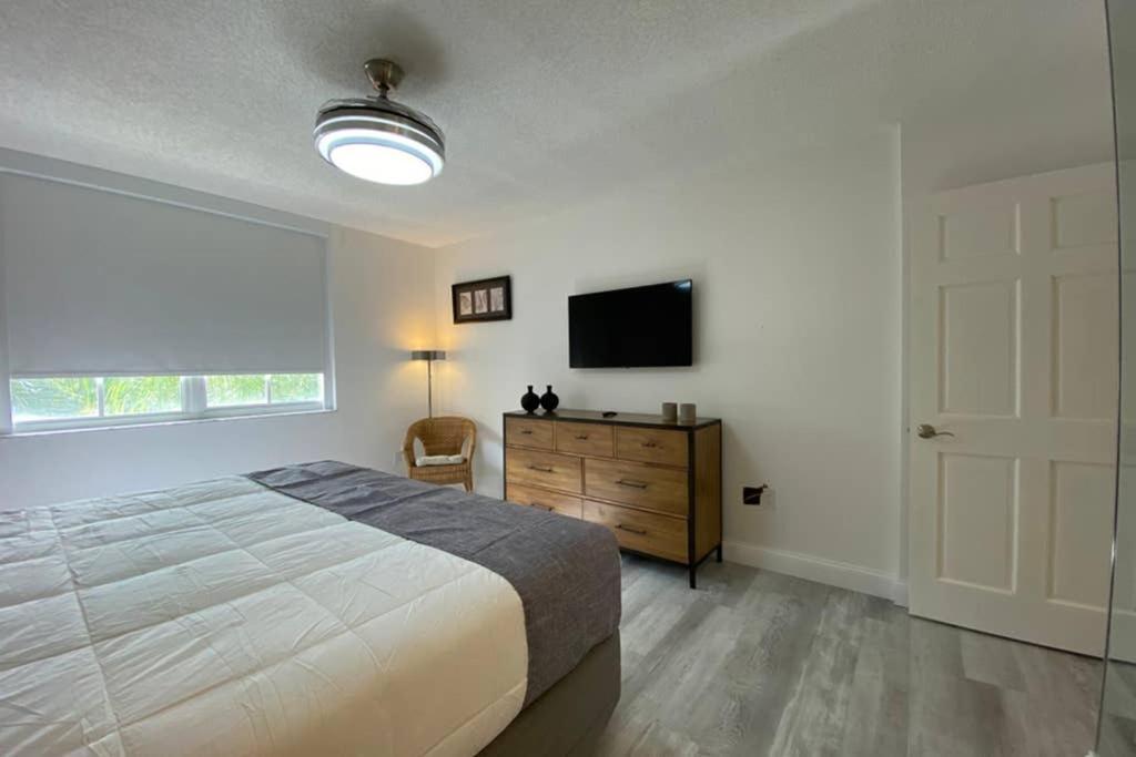 Yacht Club At Aventura 2 Bed 2 Bath Luxurius Cozy Brand New 2020 Apartment ภายนอก รูปภาพ