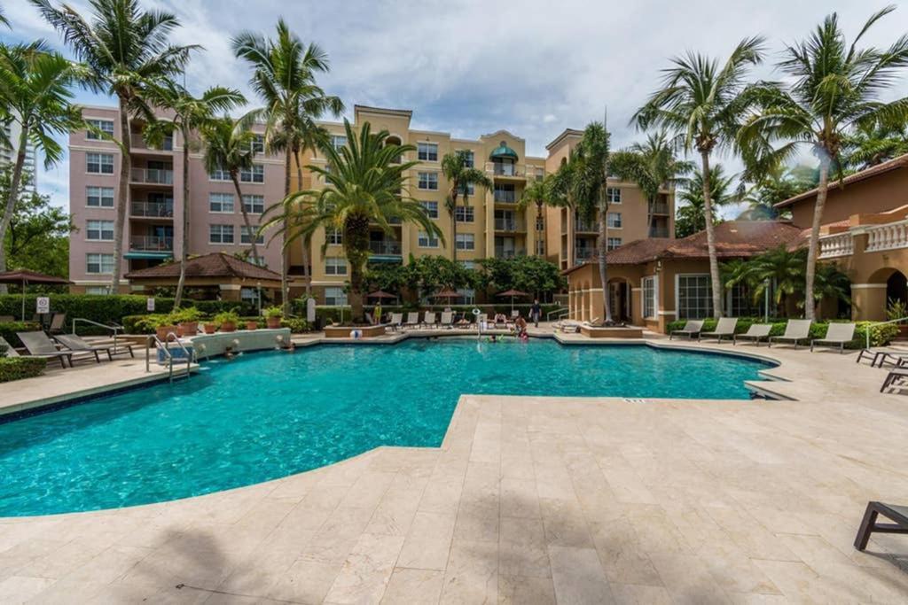 Yacht Club At Aventura 2 Bed 2 Bath Luxurius Cozy Brand New 2020 Apartment ภายนอก รูปภาพ